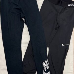 Set of Nike Leggings